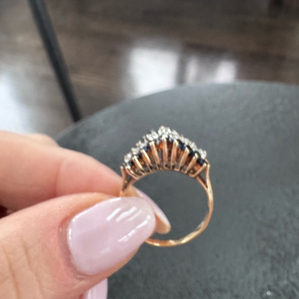 Sapphire & diamond 10k gold ring - Picture 8 of 9